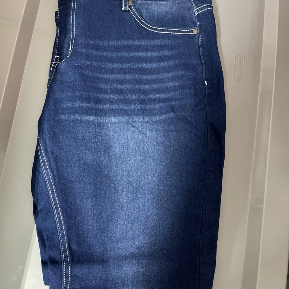 Women's Plus Size Classic Blue Straight Jeans
